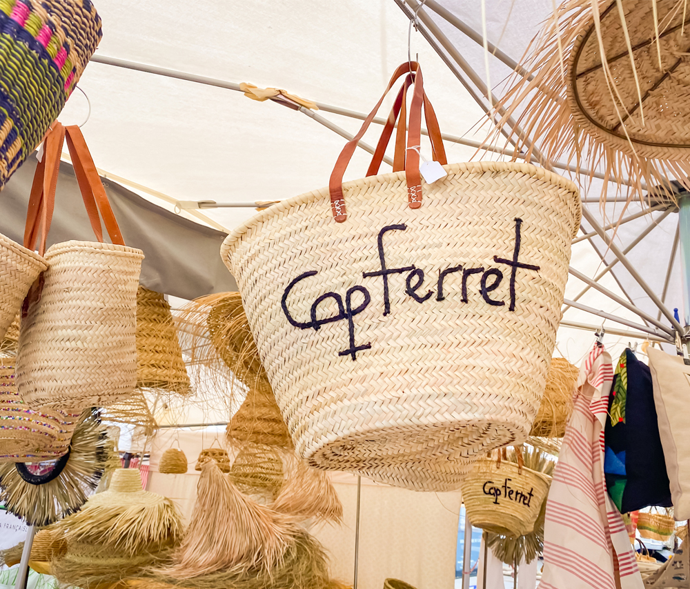 panier avec broderie cap ferret